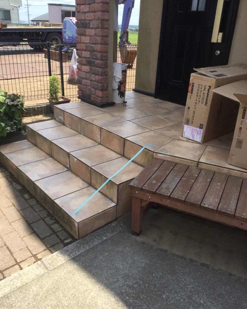 介護保険を利用した白井市T様邸の手すり工事 - 株式会社エコワールド